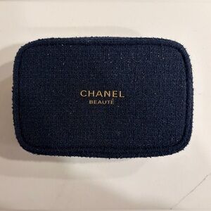 Chanel Beauté Textured Blue Pouch